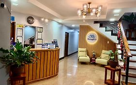 Mongki'S Pension House